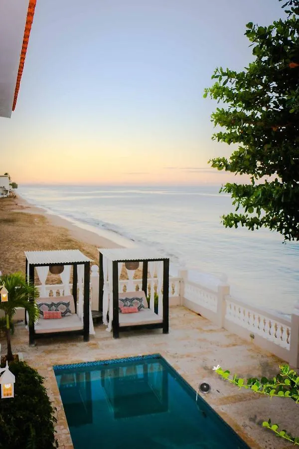 Tres Sirenas Beach Inn Rincón Bed and breakfast