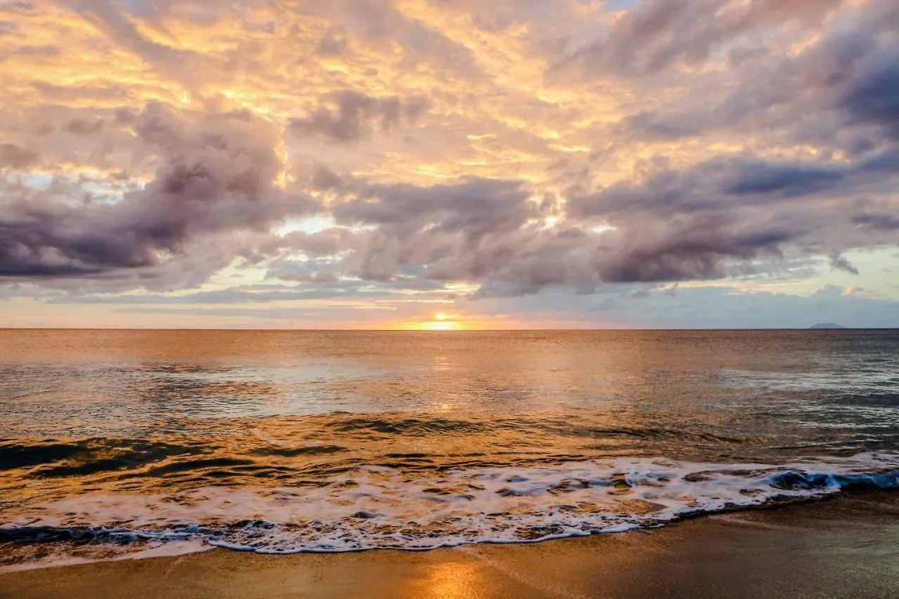 Bed and breakfast Tres Sirenas Beach Inn Rincón