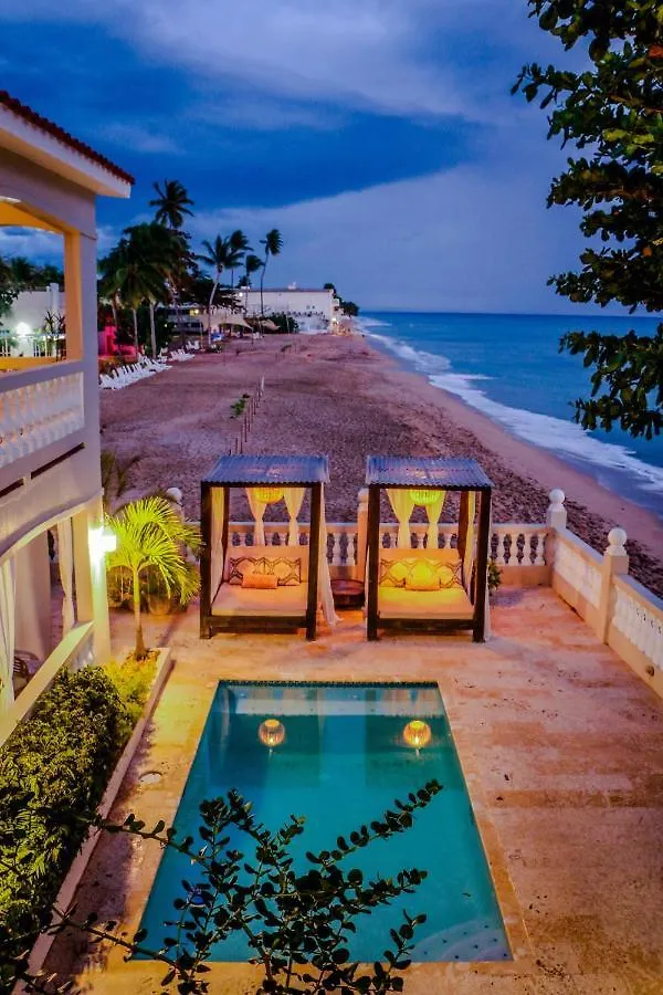 Tres Sirenas Beach Inn Rincón